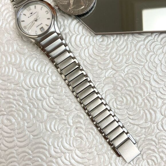 Tavan Swiss Quartz Stainless Steel Watch Mother of Pearl Dial - Picture 14 of 16